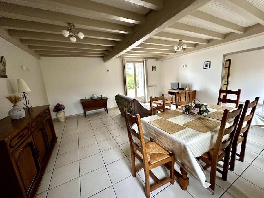 Saint-Étienne-de-Vicq Maison De Campagne Proche Vichy מראה חיצוני תמונה
